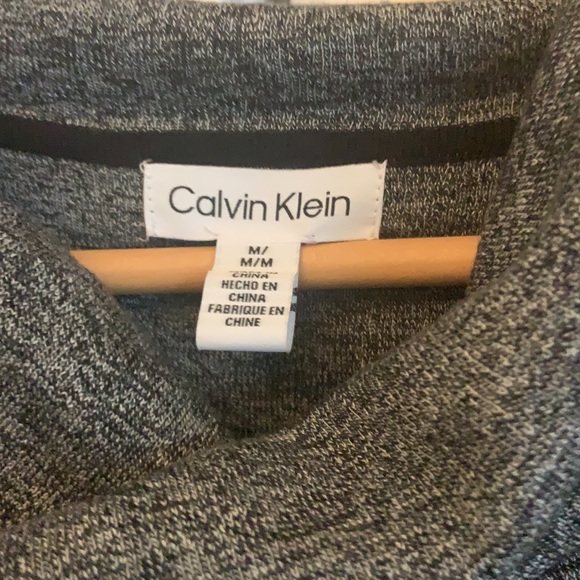 Sweater - Picture 2 of 4